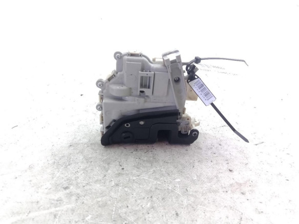 8K0839015C CERRADURA PUERTA LAT TRA IZQ AUDI A4 Allroad (8KH, B8)|Desguaces La Cabaña