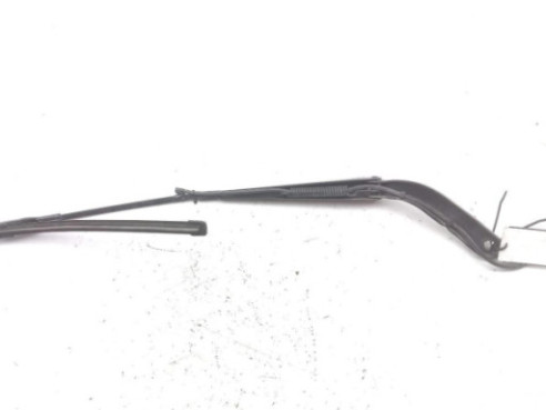 A9068200744 BRAZO LIMPIAPARABRISAS DEL DER MERCEDES BENZ SPRINTER 3-t Furgón (906)|Desguaces La Cabaña