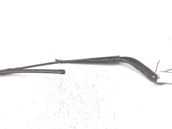 A9068200744 BRAZO LIMPIAPARABRISAS DEL DER MERCEDES BENZ SPRINTER 3-t Furgón (906)|Desguaces La Cabaña