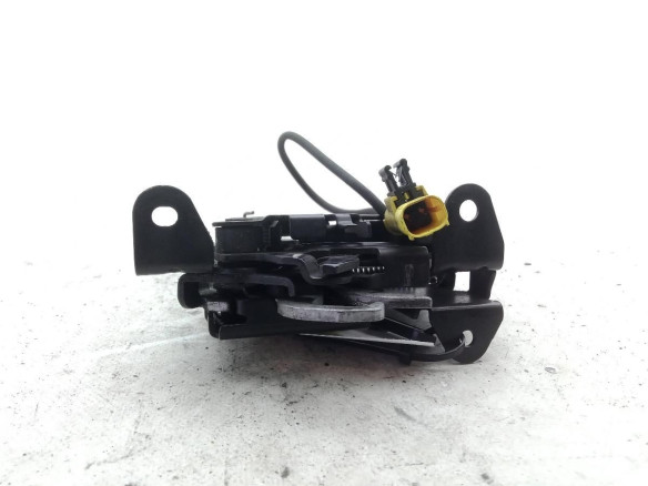 7376977 CERRADURA CAPO BMW GT|Desguaces La Cabaña