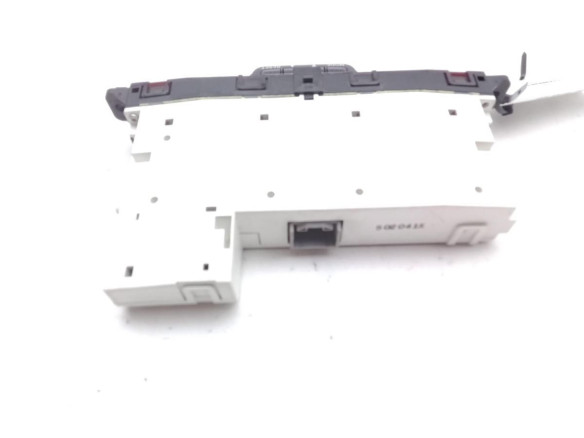 8329060251 PANTALLA MULTIMEDIA TOYOTA LAND CRUISER (J12)|Desguaces La Cabaña