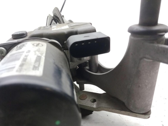W000027365 MOTOR LIMPIAPARABRISAS DEL DER OPEL ZAFIRA TOURER C (P12)|Desguaces La Cabaña