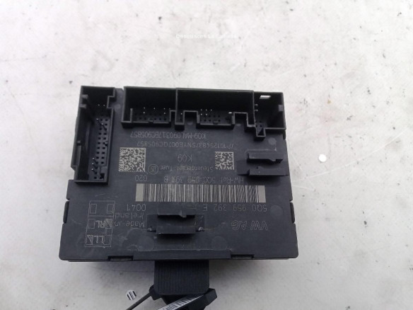 5Q0959392E CENTRALITA PUERTA AUDI A3 (8V1, 8VK)|Desguaces La Cabaña