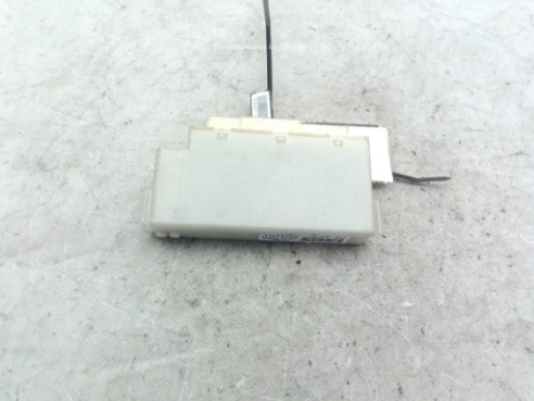 PINZA DEL IZQ TOYOTA PRIUS PLUS (_W4_)|Desguaces La Cabaña 2