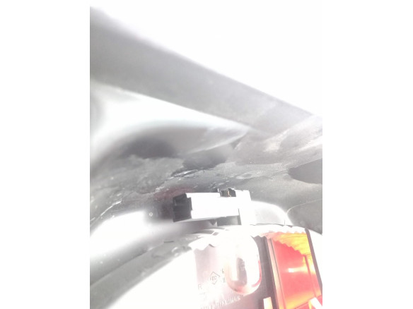 265987418R TERCERA LUZ DE FRENO DACIA SANDERO II|Desguaces La Cabaña