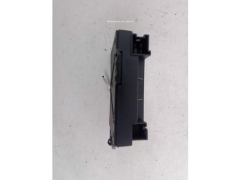 A2128205026 SENSOR IMPACTO LATERAL MERCEDES BENZ CLASE E (W212)|Desguaces La Cabaña 2