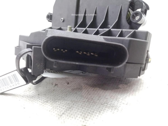 BM5AA21813AF CERRADURA PUERTA LAT DEL IZQ FORD FOCUS III|Desguaces La Cabaña