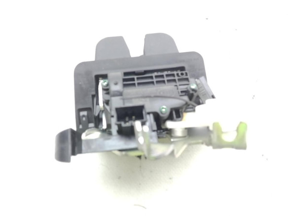 5F0827505 CERRADURA PORTON / TAPA MALETA SEAT ARONA (KJ7)|Desguaces La Cabaña