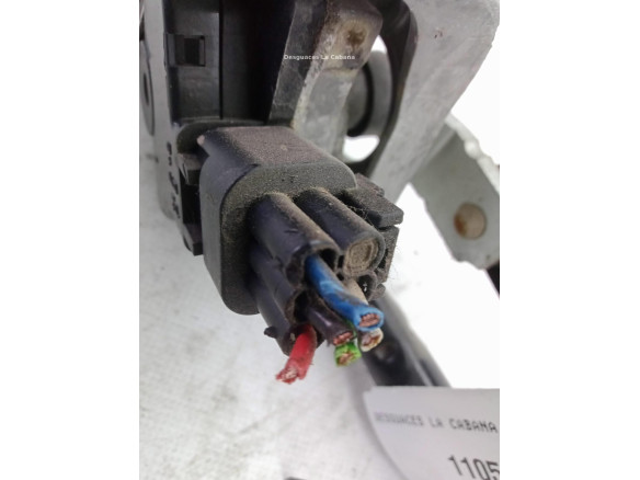 98100A5000 MOTOR LIMPIAPARABRISAS DEL HYUNDAI i30 (GD)|Desguaces La Cabaña