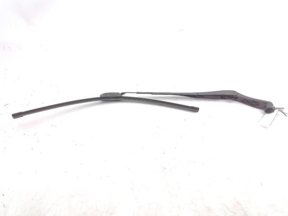 98310A6000  BRAZO LIMPIAPARABRISAS DEL IZQ HYUNDAI i30 (GD)|Desguaces La Cabaña