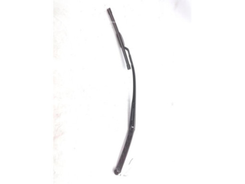 98320A5000  BRAZO LIMPIAPARABRISAS DEL DER HYUNDAI i30 (GD)|Desguaces La Cabaña
