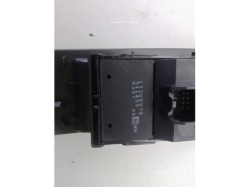 133605978 MANDO ELEVALUNAS PUERTA LAT DEL IZQ OPEL ASTRA J GTC|Desguaces La Cabaña