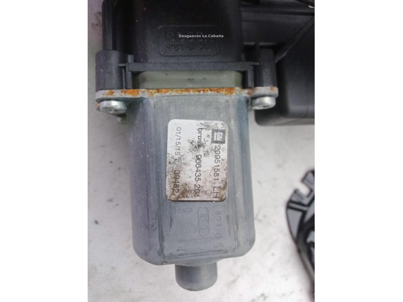 20951581 ELEVALUNAS PUERTA LAT DEL IZQ OPEL ASTRA J GTC|Desguaces La Cabaña