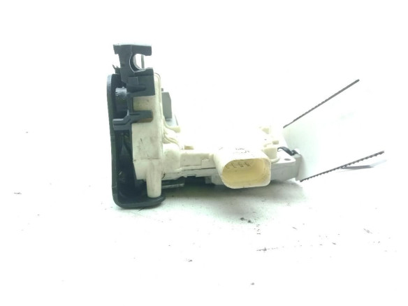 3C4839016 CERRADURA PUERTA LAT TRA DER AUDI A4 Avant (8K5, B8)|Desguaces La Cabaña