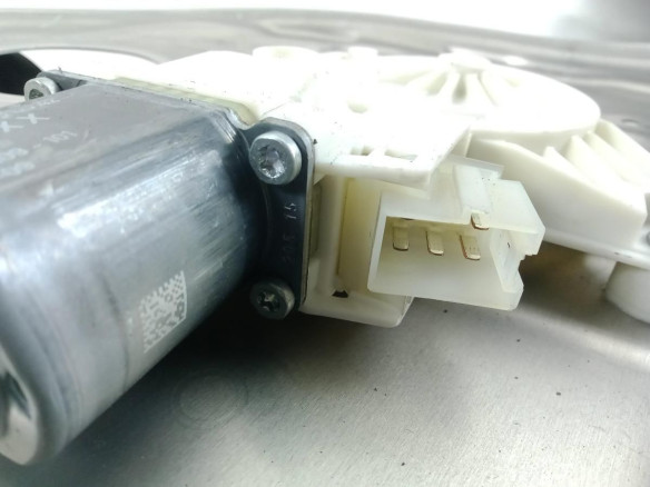 A2127301779  ELEVALUNAS PUERTA LAT TRA IZQ MERCEDES BENZ CLASE E (W212)|Desguaces La Cabaña