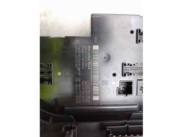 2129003822 CAJA FUSIBLES INTERIOR (BSI) MERCEDES BENZ CLASE E (W212)|Desguaces La Cabaña