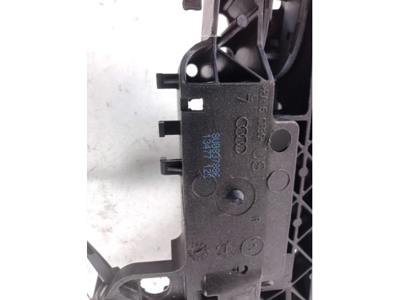 8U0837886 MANILLA PUERTA LAT TRA DER EXT AUDI Q3 (8UB, 8UG)|Desguaces La Cabaña