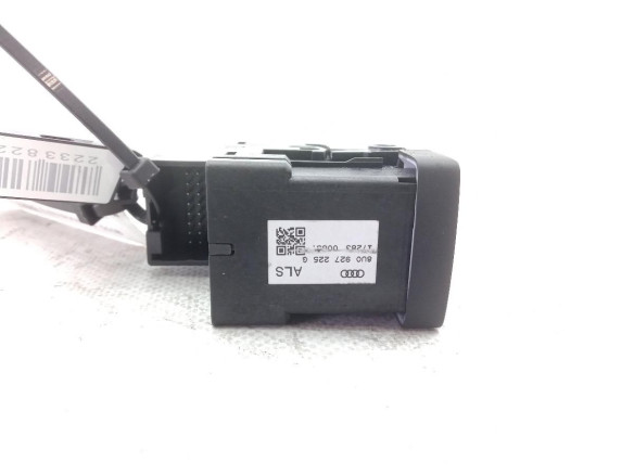 8U0927225G INTERRUPTOR FRENO MANO ELECTRICO AUDI Q3 (8UB, 8UG)|Desguaces La Cabaña