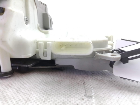 8J1837016F CERRADURA PUERTA LAT DEL DER AUDI Q3 (8UB, 8UG)|Desguaces La Cabaña