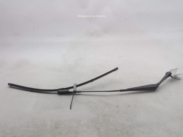 8U1955407A BRAZO LIMPIAPARABRISAS DEL IZQ AUDI Q3 (8UB, 8UG)|Desguaces La Cabaña