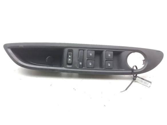 22915121 MANDO ELEVALUNAS PUERTA LAT DEL IZQ OPEL MOKKA / MOKKA X (J13)|Desguaces La Cabaña
