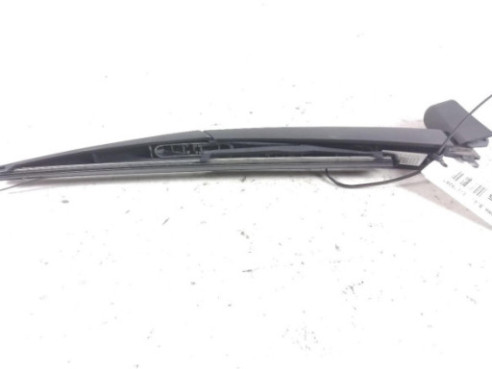 W000007598 BRAZO LIMPIAPARABRISAS TRA PORTÓN NISSAN JUKE (F15)|Desguaces La Cabaña