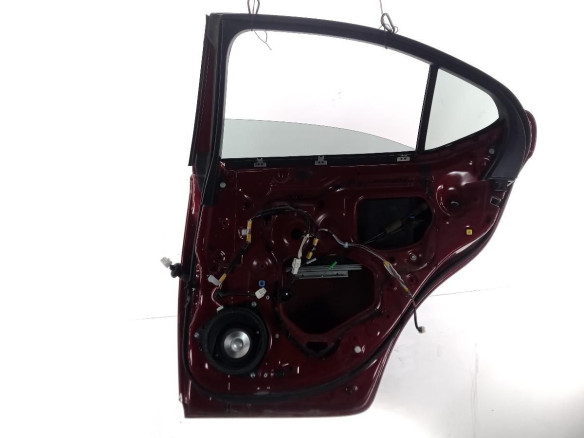6700353041  PUERTA LAT TRA DER LEXUS IS II (_E2_)|Desguaces La Cabaña