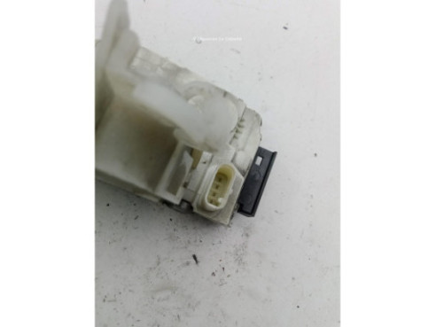 A0997300235 CERRADURA PUERTA LAT TRA DER MERCEDES BENZ CLASE E (W212)|Desguaces La Cabaña