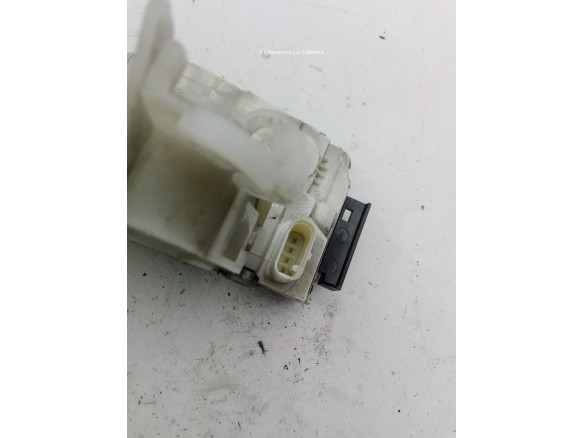 A0997300235 CERRADURA PUERTA LAT TRA DER MERCEDES BENZ CLASE E (W212)|Desguaces La Cabaña