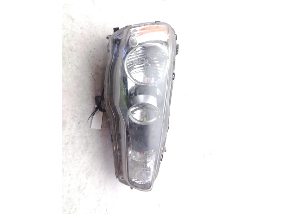 8301B260  FARO DERECHO MITSUBISHI LANCER VIII (CY_A, CZ_A)|Desguaces La Cabaña