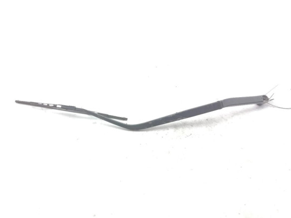 8250A307  BRAZO LIMPIAPARABRISAS DEL IZQ MITSUBISHI LANCER VIII (CY_A, CZ_A)|Desguaces La Cabaña