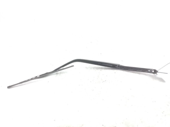 8250A307  BRAZO LIMPIAPARABRISAS DEL IZQ MITSUBISHI LANCER VIII (CY_A, CZ_A)|Desguaces La Cabaña