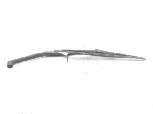 8250A247  BRAZO LIMPIAPARABRISAS DEL DER MITSUBISHI LANCER VIII (CY_A, CZ_A)|Desguaces La Cabaña