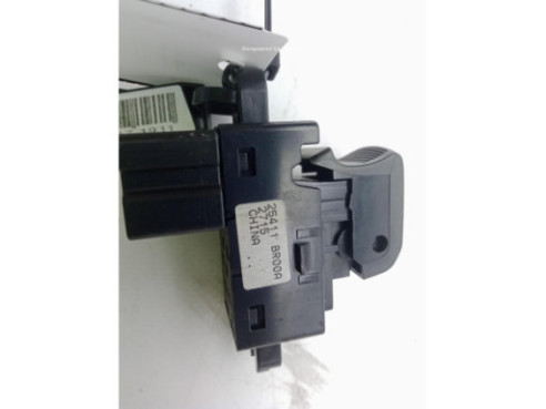 25411BR00A MANDO ELEVALUNAS PUERTA LAT DEL DER NISSAN QASHQAI / QASHQAI +2 I (J10, JJ10)|Desguaces La Cabaña