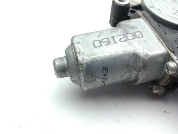 ELEVALUNAS PUERTA LAT DEL DER SUBARU IMPREZA Fastback (GR, GH, G3)|Desguaces La Cabaña