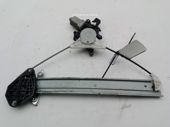 ELEVALUNAS PUERTA LAT TRA DER SUBARU IMPREZA Fastback (GR, GH, G3)|Desguaces La Cabaña
