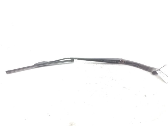 288864EH1A  BRAZO LIMPIAPARABRISAS DEL DER NISSAN QASHQAI II Todo terreno, cerrada (J11, J11_)|Desguaces La Cabaña