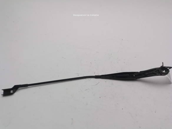 9677256180 BRAZO LIMPIAPARABRISAS DEL DER PEUGEOT 308 II|Desguaces La Cabaña