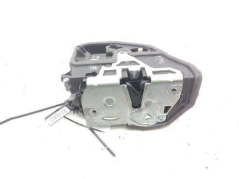 7060296 CERRADURA PUERTA LAT TRA DER BMW 3 (E90)|Desguaces La Cabaña