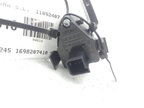 1698207410 INTERRUPTOR WARNING MERCEDES BENZ CLASE B (W245)|Desguaces La Cabaña