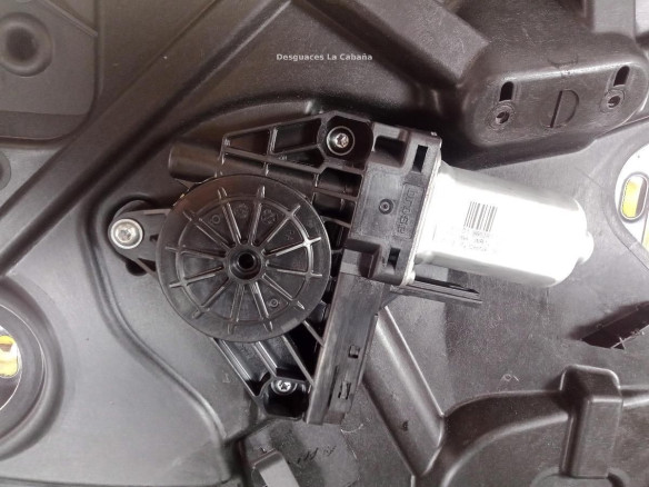 130601966269 ELEVALUNAS PUERTA LAT DEL DER VOLVO V60 (155, 157)|Desguaces La Cabaña