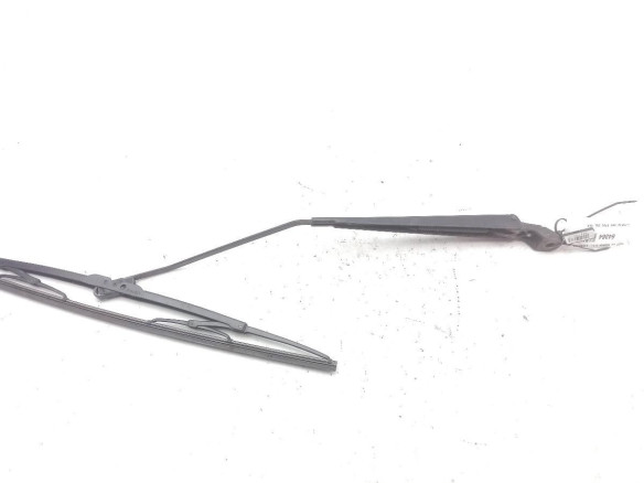 BRAZO LIMPIAPARABRISAS DEL DER PEUGEOT 306 Break (7E, N3, N5)|Desguaces La Cabaña