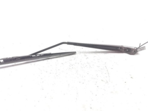 BRAZO LIMPIAPARABRISAS DEL DER PEUGEOT 306 Break (7E, N3, N5)|Desguaces La Cabaña