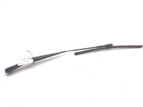 A1778200900 BRAZO LIMPIAPARABRISAS DEL DER MERCEDES BENZ CLA (C118)|Desguaces La Cabaña