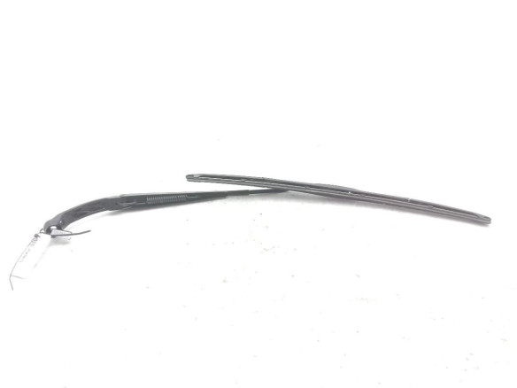 8250A172  BRAZO LIMPIAPARABRISAS DEL DER MITSUBISHI ASX (GA_W_)|Desguaces La Cabaña