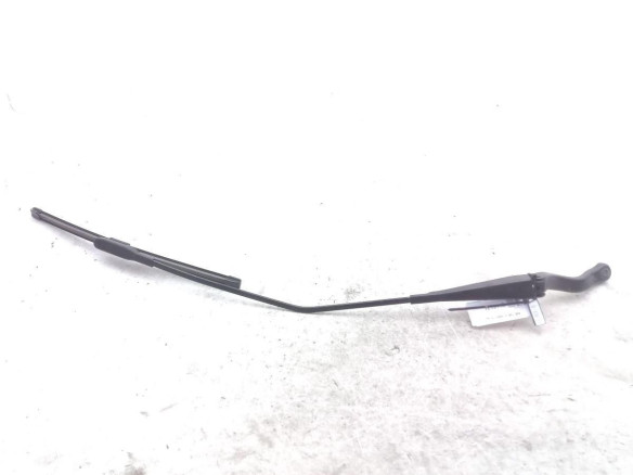 BRAZO LIMPIAPARABRISAS DEL DER OPEL CORSA E (X15)|Desguaces La Cabaña