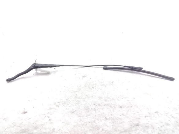 BRAZO LIMPIAPARABRISAS DEL DER OPEL CORSA E (X15)|Desguaces La Cabaña