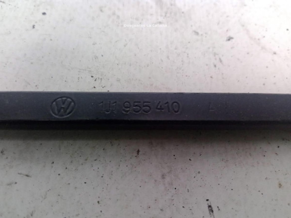 1J1955410 BRAZO LIMPIAPARABRISAS DEL DER VW BORA (1J2)|Desguaces La Cabaña