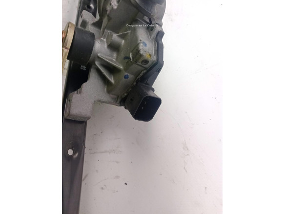 981102B000 MOTOR LIMPIAPARABRISAS DEL HYUNDAI SANTA FÉ II (CM)|Desguaces La Cabaña