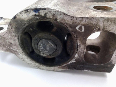 BRAZO SUSPENSION DEL IZQ INF VW PASSAT (3C2)|Desguaces La Cabaña